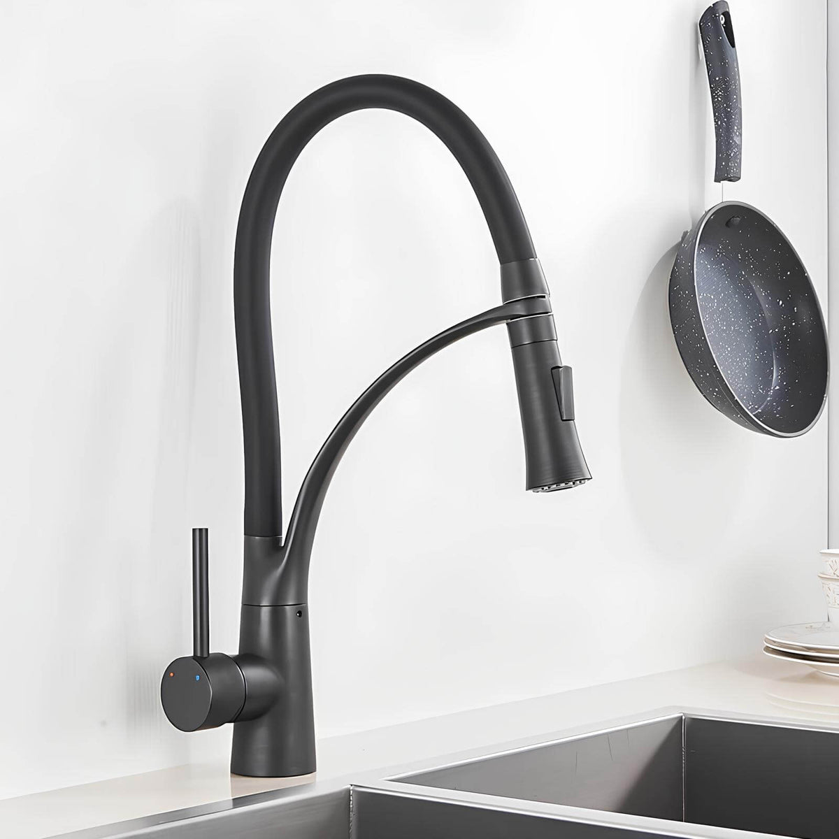 Robinet cuisine en laiton – mitigeur avec douchette extractible et bec orientable  Le Mitigeur