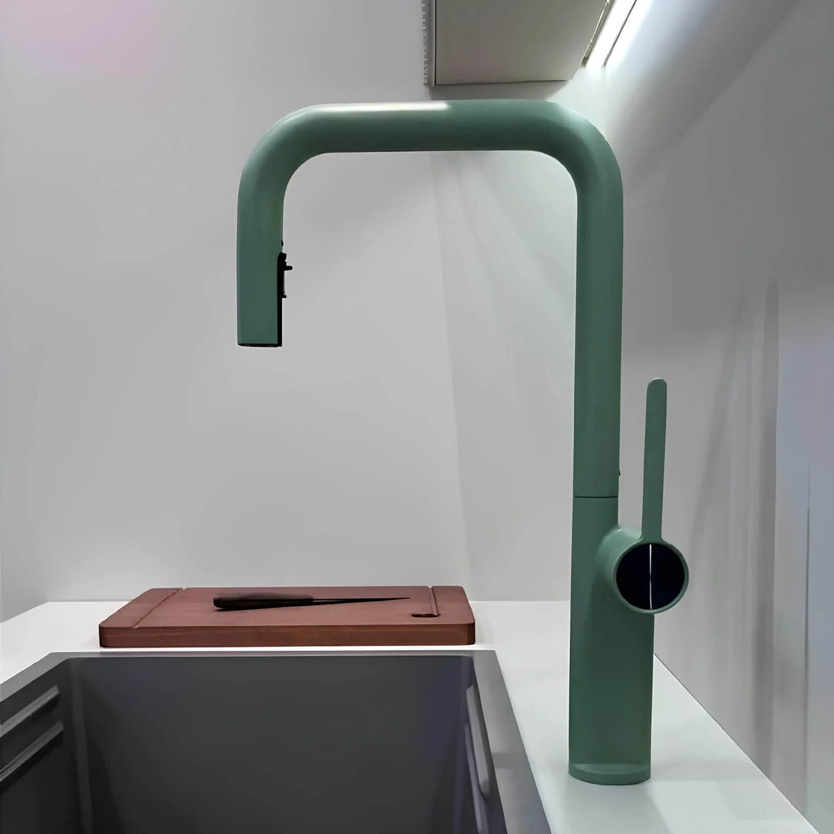 Robinet de cuisine moderne en laiton - Douchette extractible  Le Mitigeur