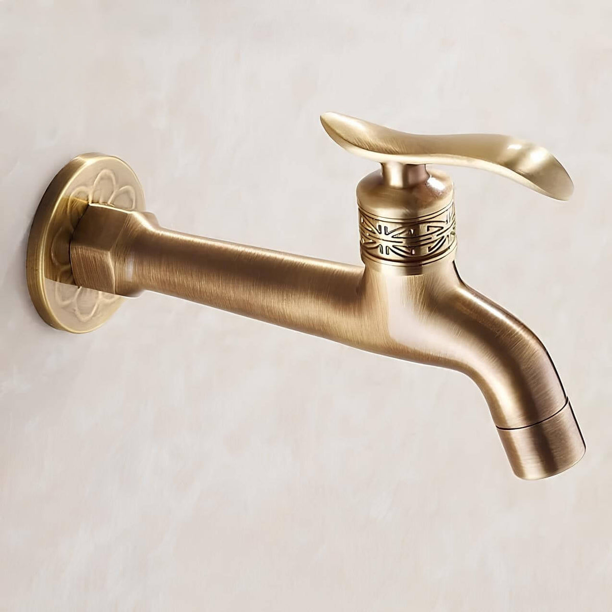 Robinet mural en laiton – robinet de buanderie ou extérieur, eau froide seulement  Le Mitigeur