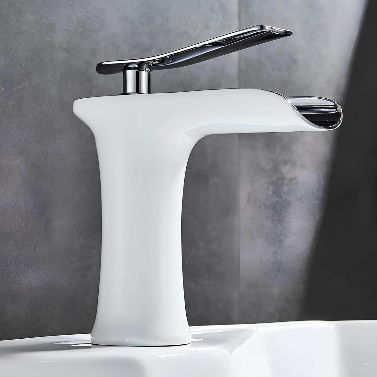 Robinet cascade de lavabo en laiton  Le Mitigeur