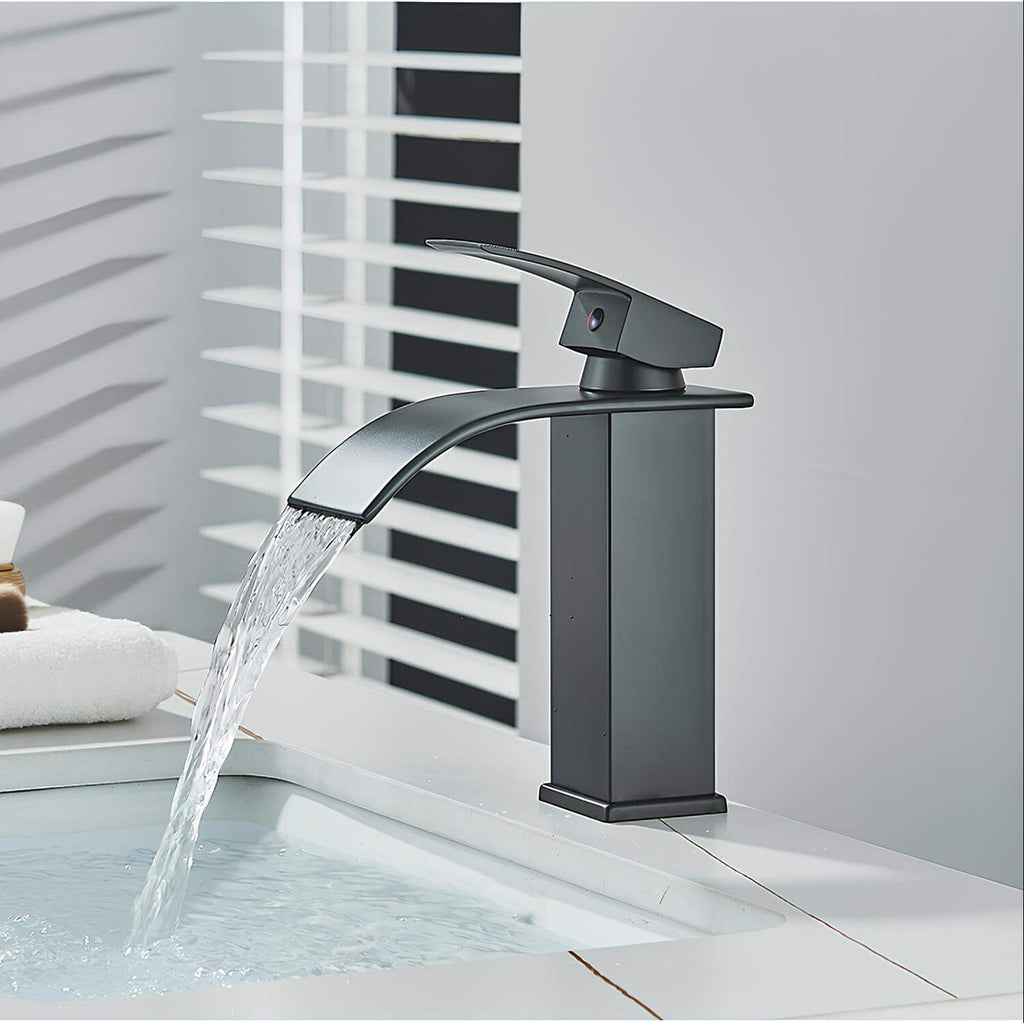 Robinet cascade lavabo - Style classique  Le Mitigeur