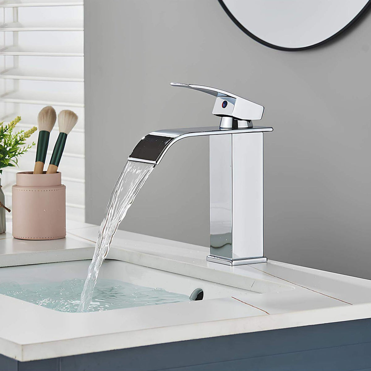 Robinet cascade lavabo - Style classique  Le Mitigeur