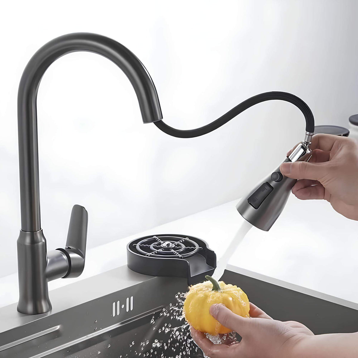 Robinet douchette cuisine bec rétractable  Le Mitigeur