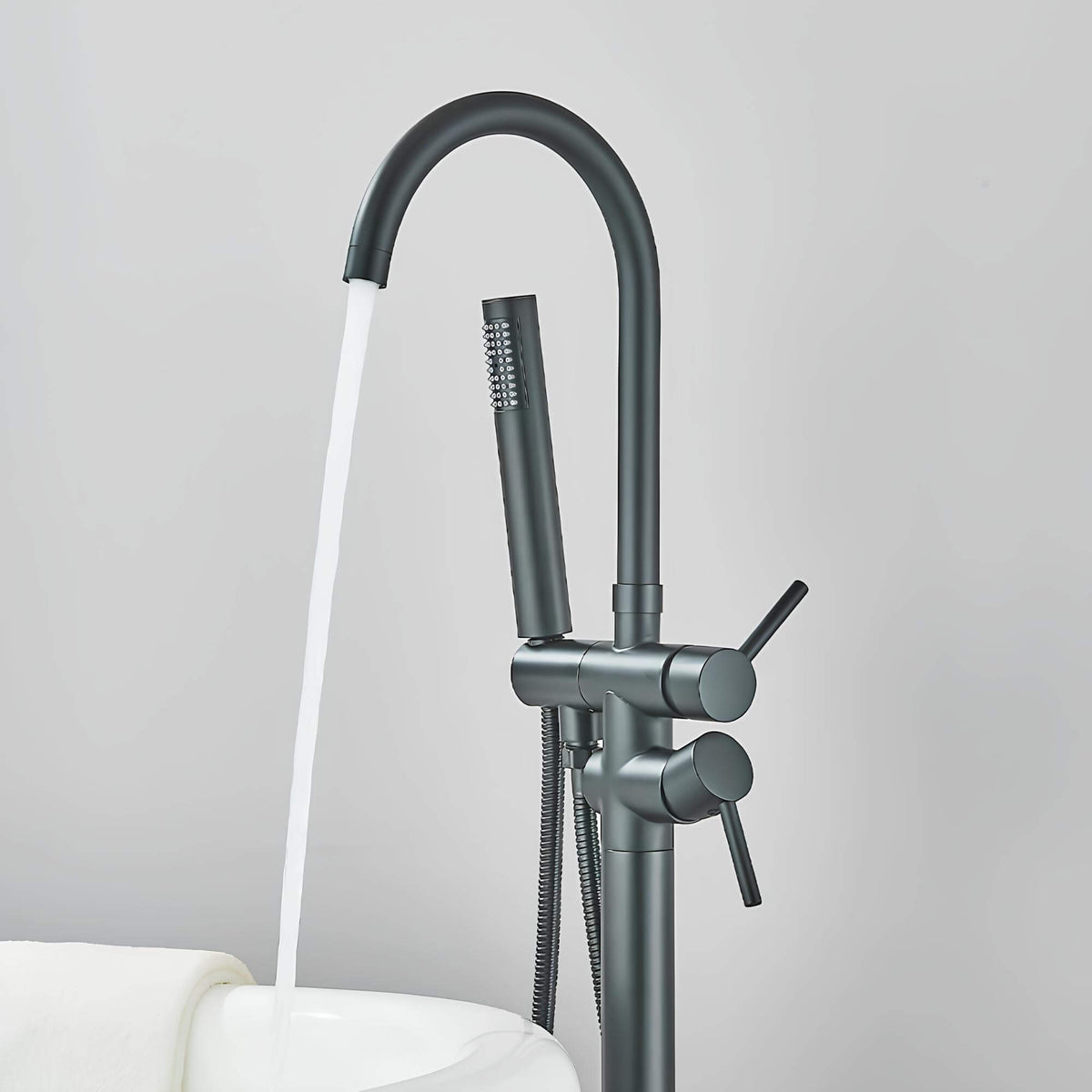 Robinet de baignoire sur pied  Le Mitigeur