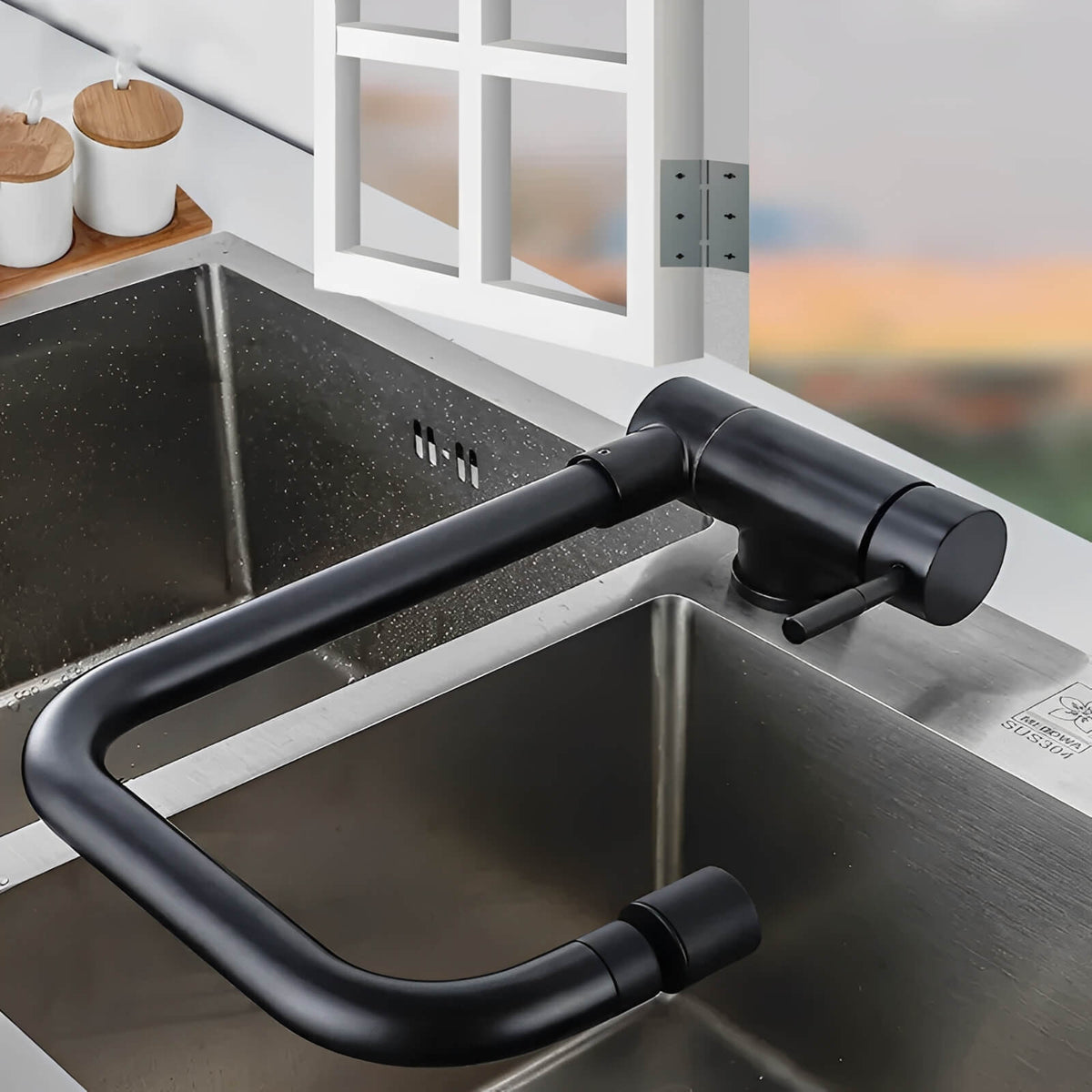 Robinet douchette pour évier inox pliable à double rotation  Le Mitigeur