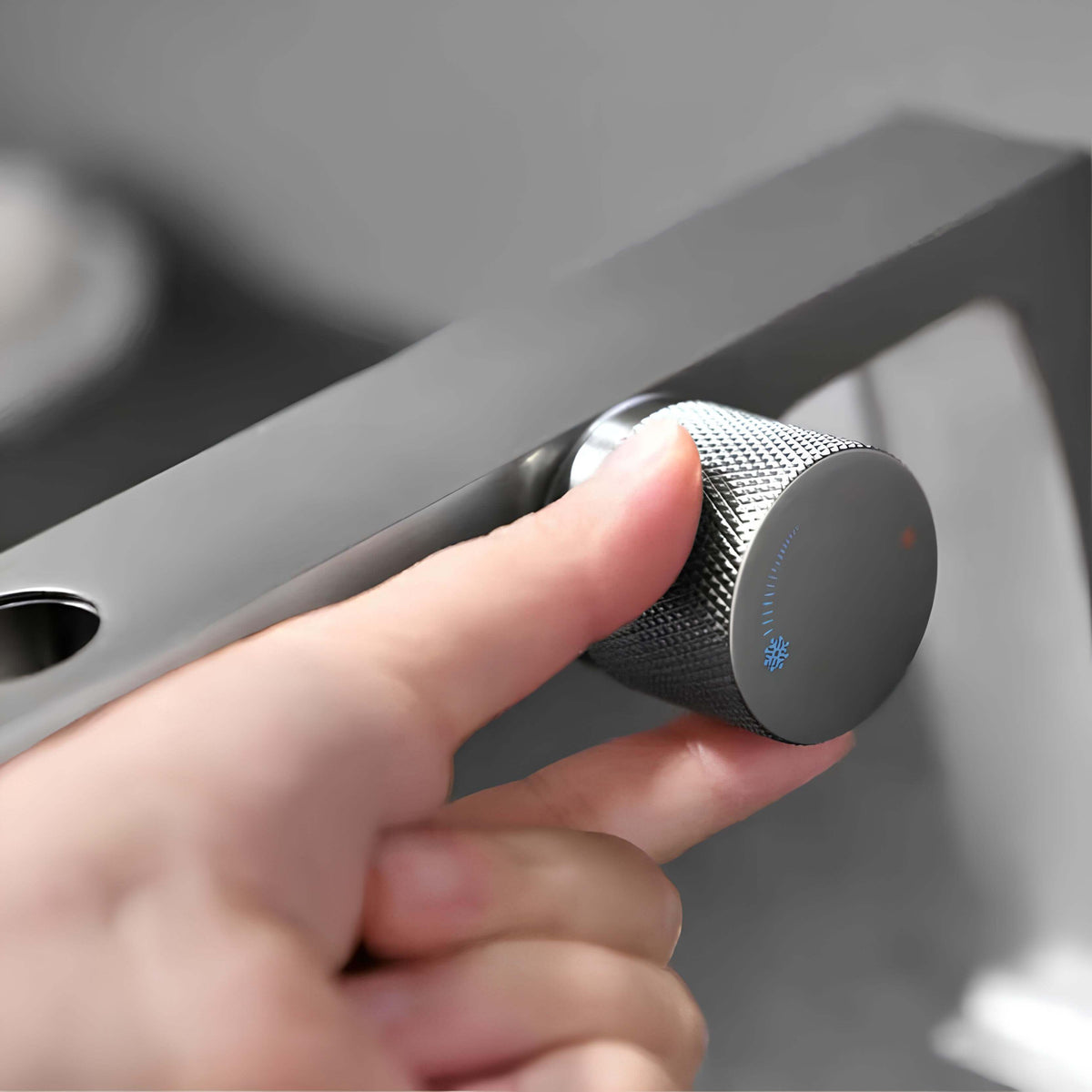 Robinet en laiton brossé – mitigeur design innovant  Le Mitigeur