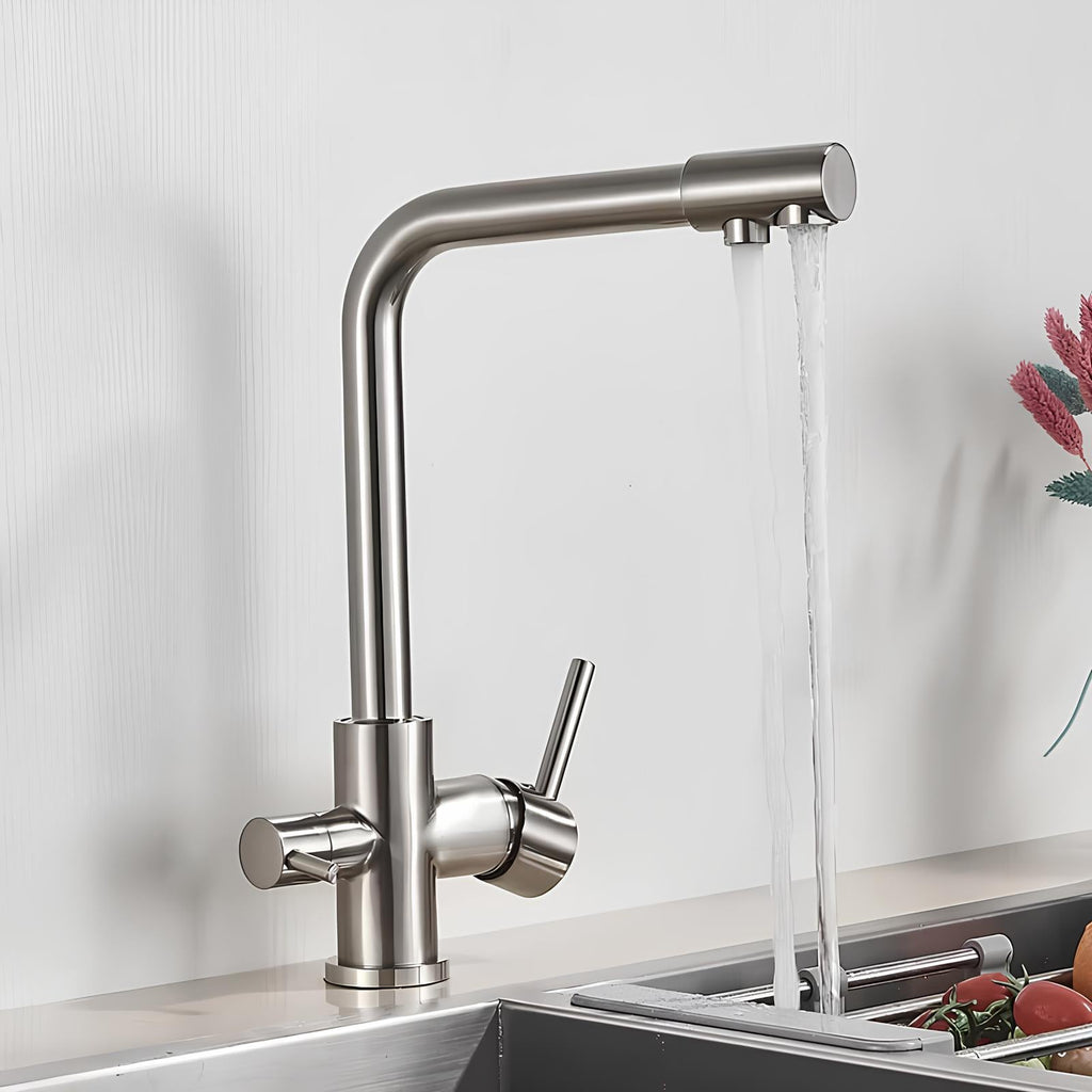Robinet de lavabo à double sortie