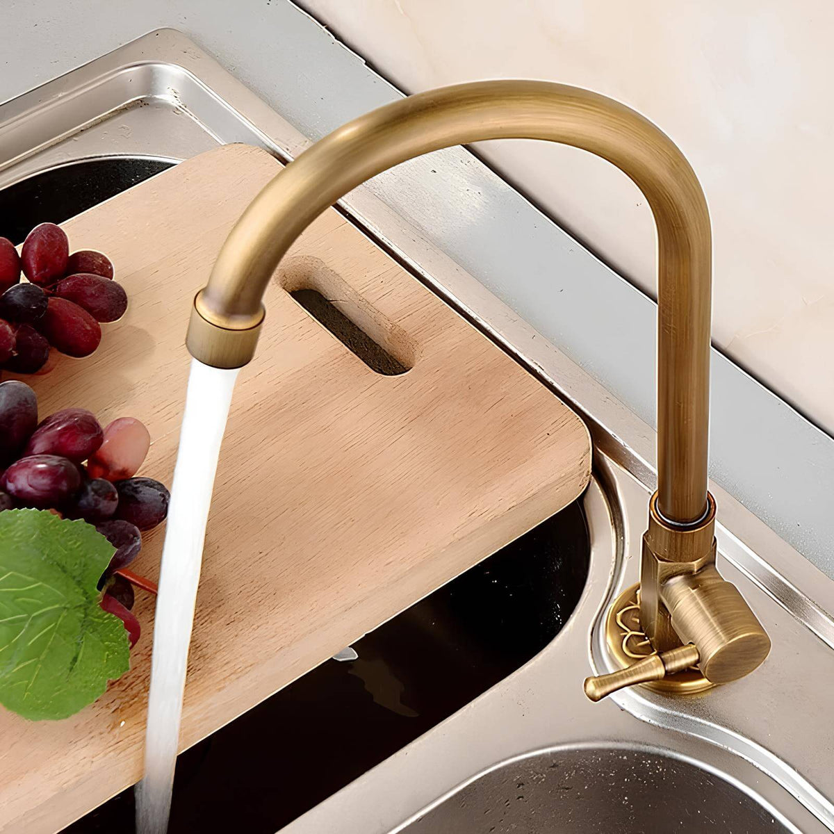 Robinet évier cuisine eau froide  Le Mitigeur