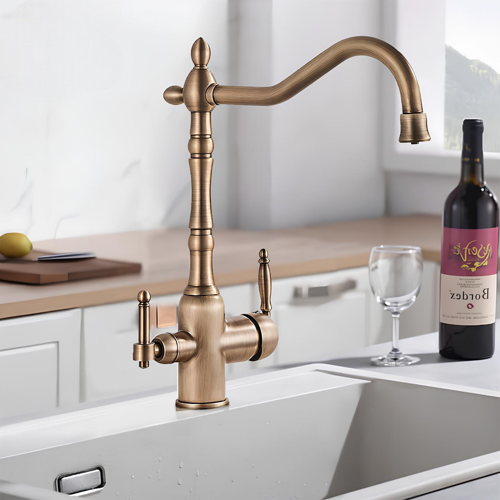 Robinet de lavabo en laiton – vintage