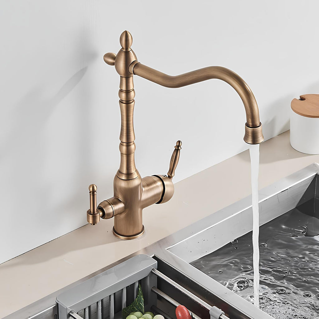 Robinet de lavabo en laiton – vintage