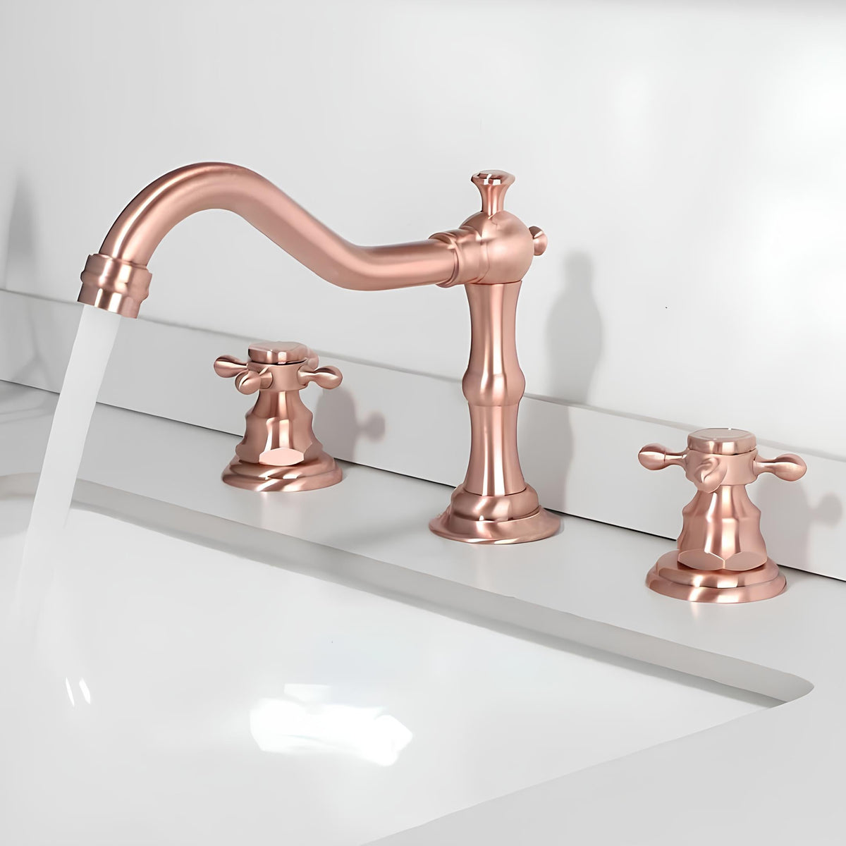 Robinet lavabo 3 trous - Style classique  Le Mitigeur