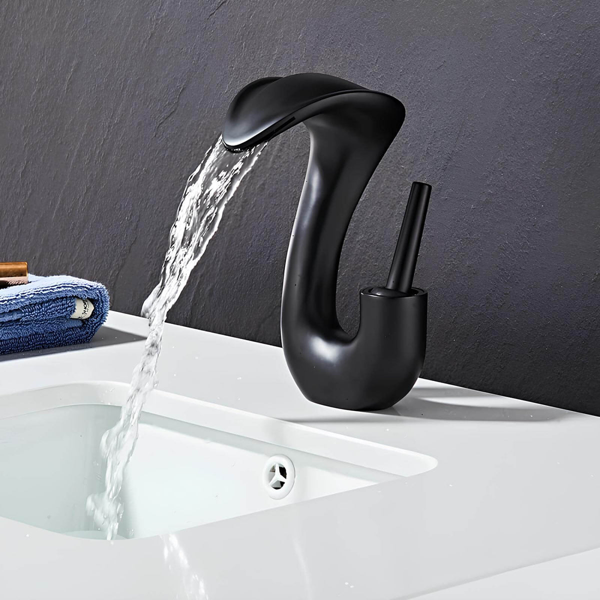 Robinet lavabo cascade compact – mitigeur design en laiton  Le Mitigeur