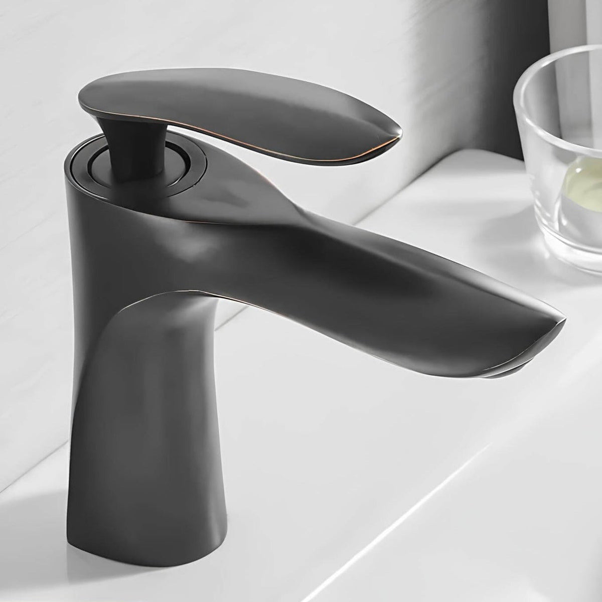 Robinet lavabo cascade – mitigeur au design raffiné  Le Mitigeur