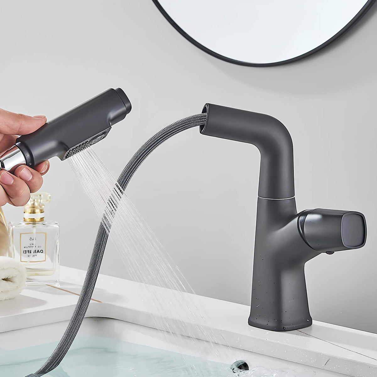 Robinet lavabo orientable avec douchette  Le Mitigeur
