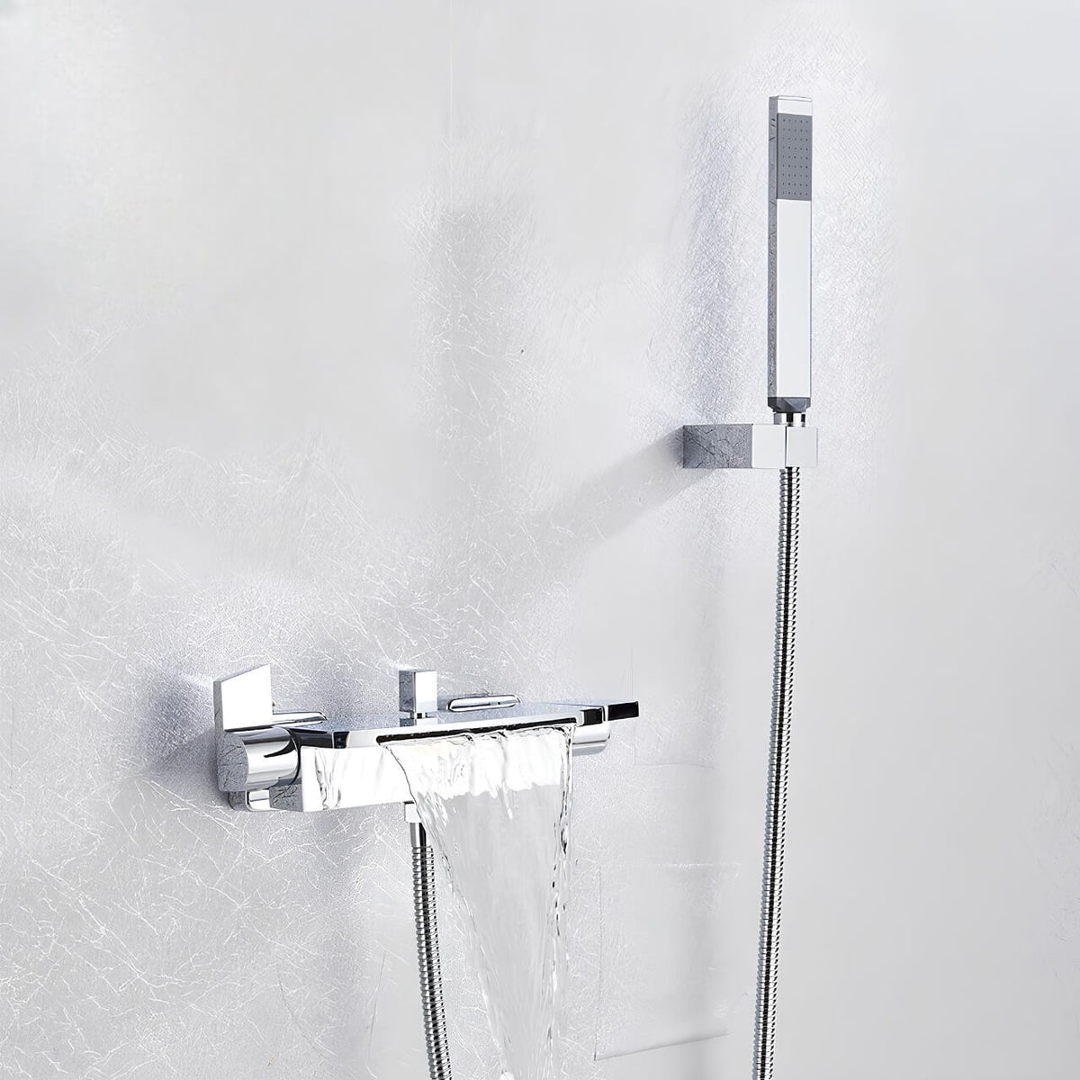 Robinet mitigeur baignoire mural –  Cascade & douchette  Le Mitigeur