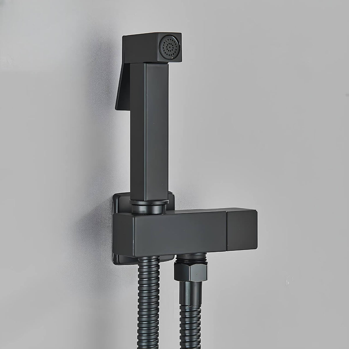 Robinet WC - douchette sanitaire design  Le Mitigeur